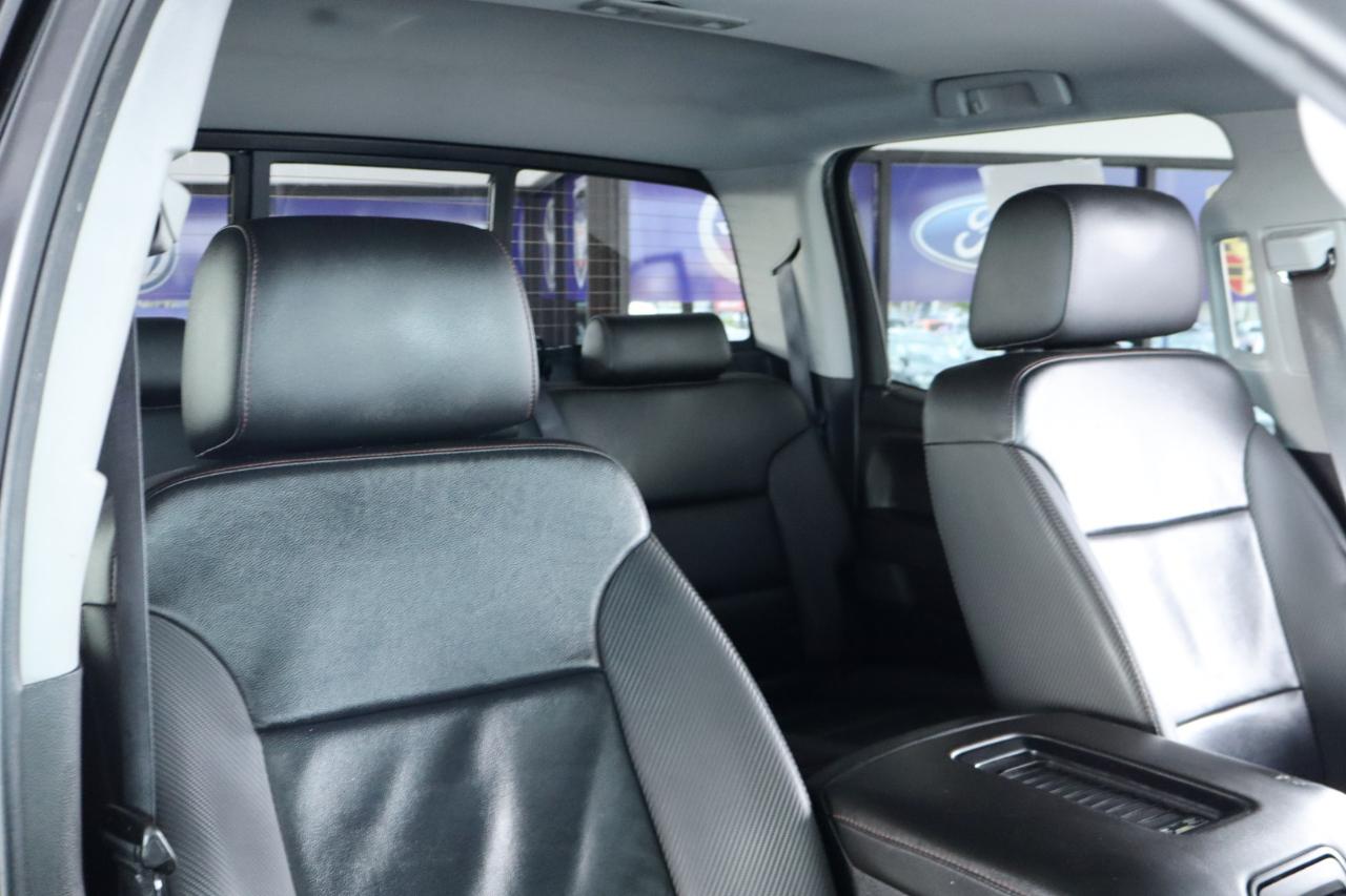 GMC Sierra 1500 4WD Crew Cab 143.5" SLT 2017