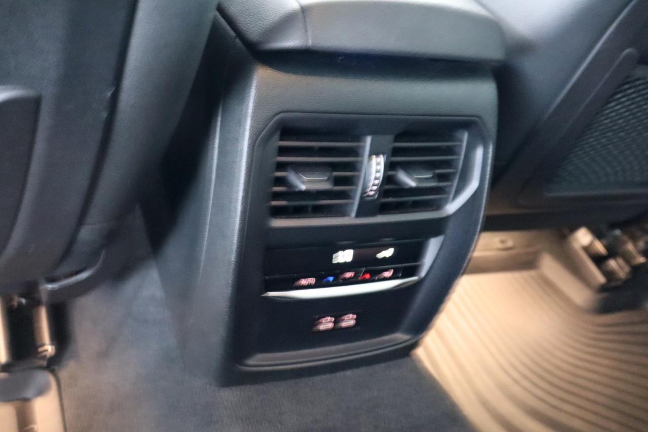 BMW 3 Series 330i Sedan North America 2021