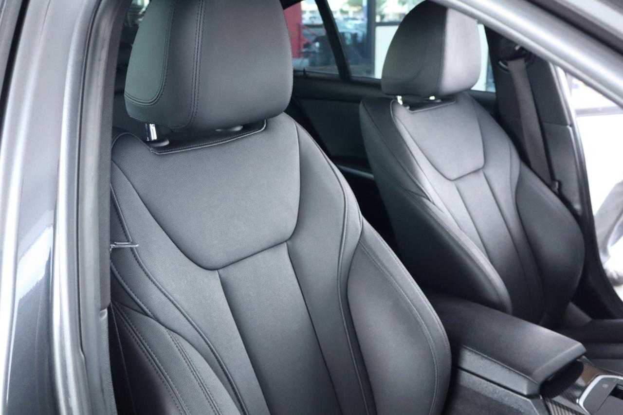 BMW 3 Series 330i Sedan North America 2021
