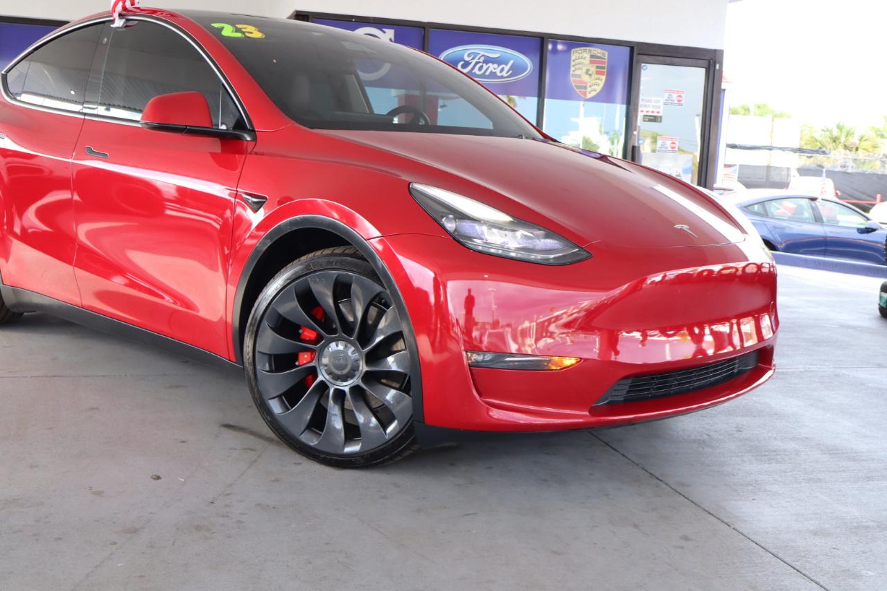 Tesla Model Y Performance AWD 2023