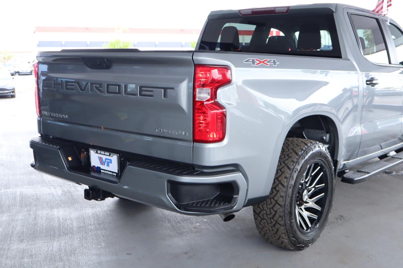 Chevrolet Silverado 1500 4WD Crew Cab 147" Custom 2023