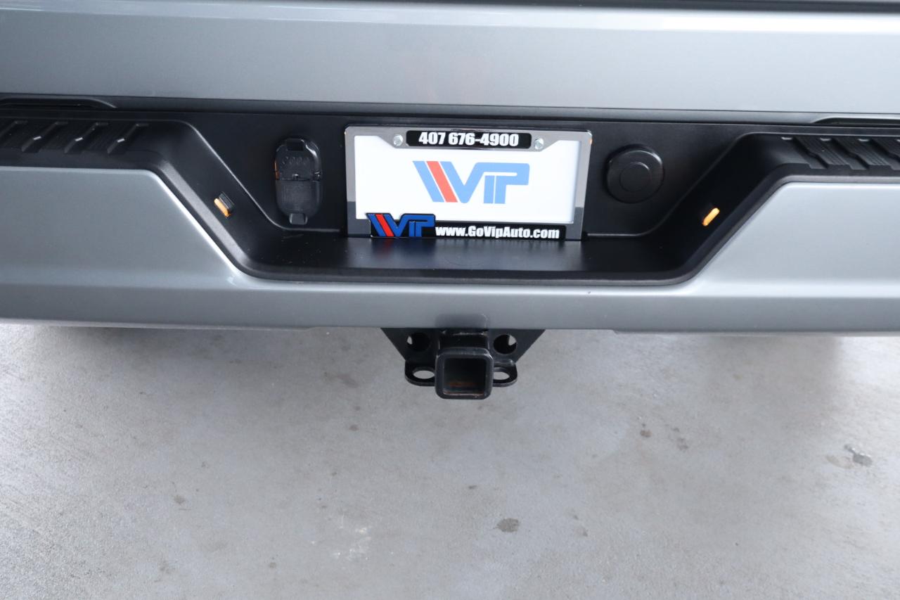 Chevrolet Silverado 1500 4WD Crew Cab 147" Custom 2023