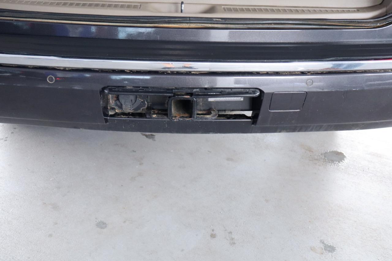 Chevrolet Suburban 4WD 4dr LTZ 2015