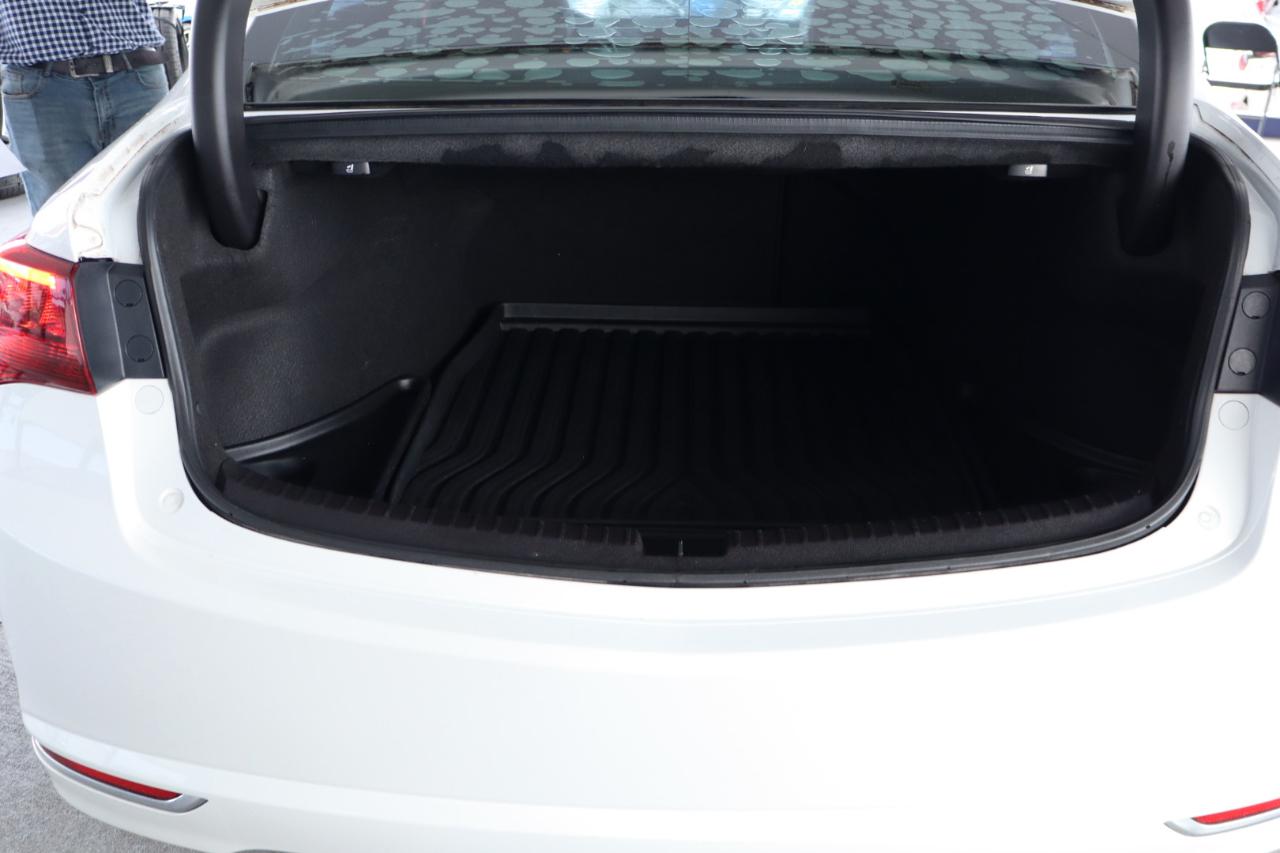 Acura TLX 4dr Sdn FWD V6 Tech 2016