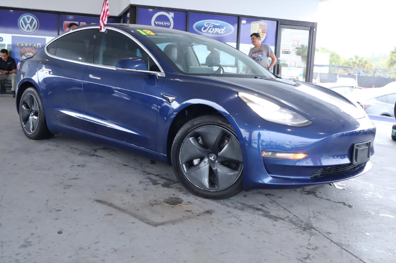 Tesla Model 3 Mid Range Battery RWD 2018