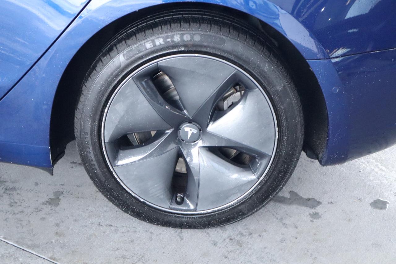 Tesla Model 3 Mid Range Battery RWD 2018