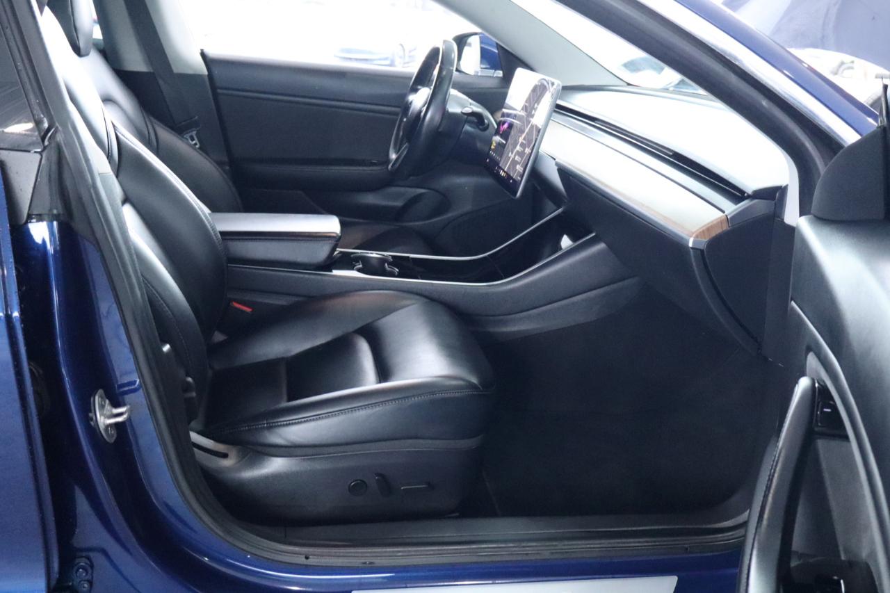 Tesla Model 3 Mid Range Battery RWD 2018