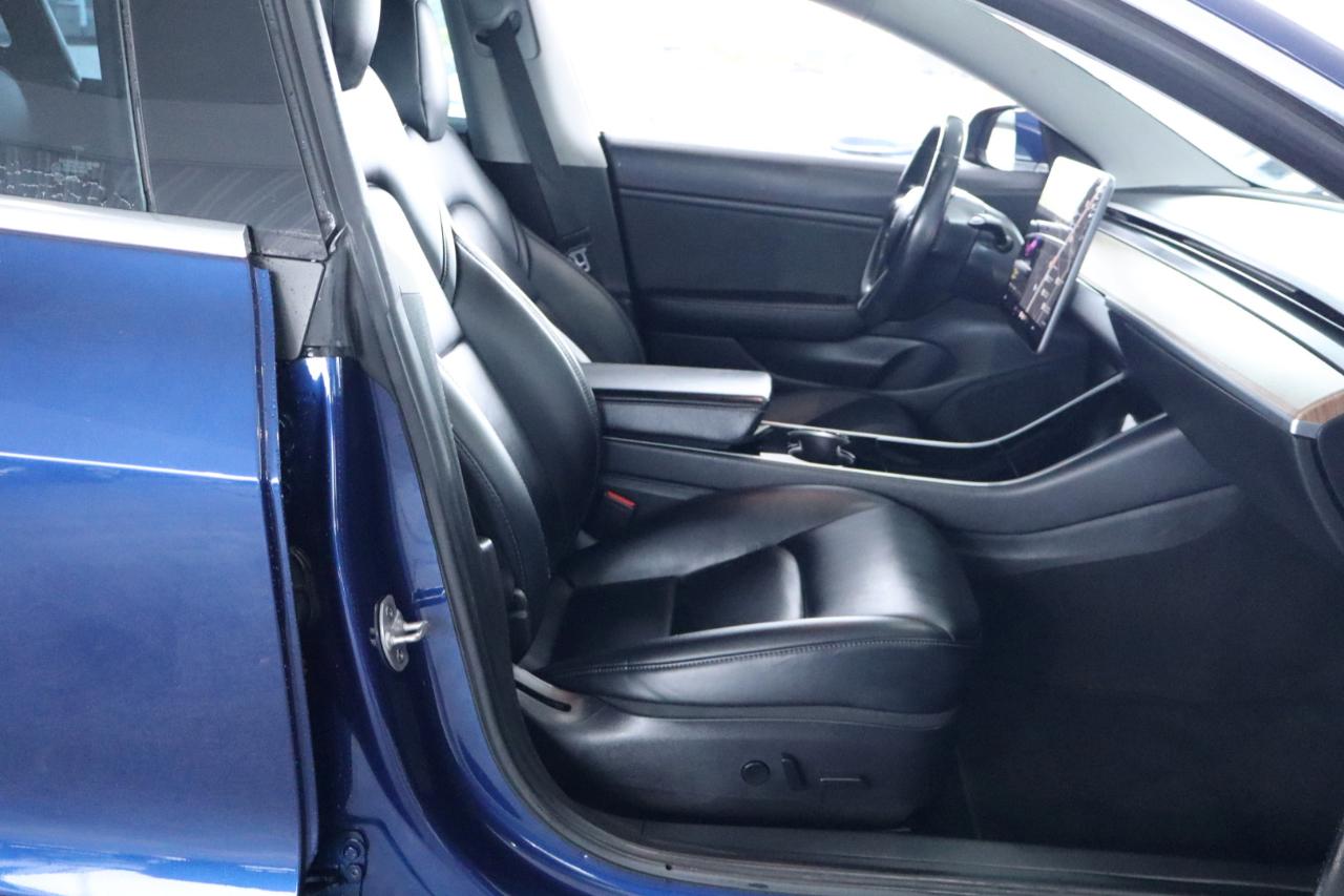Tesla Model 3 Mid Range Battery RWD 2018