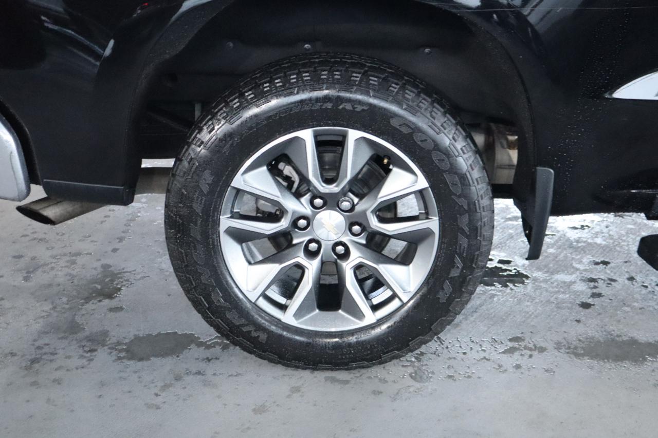 Chevrolet Silverado 1500 2WD Crew Cab 147" LT 2024