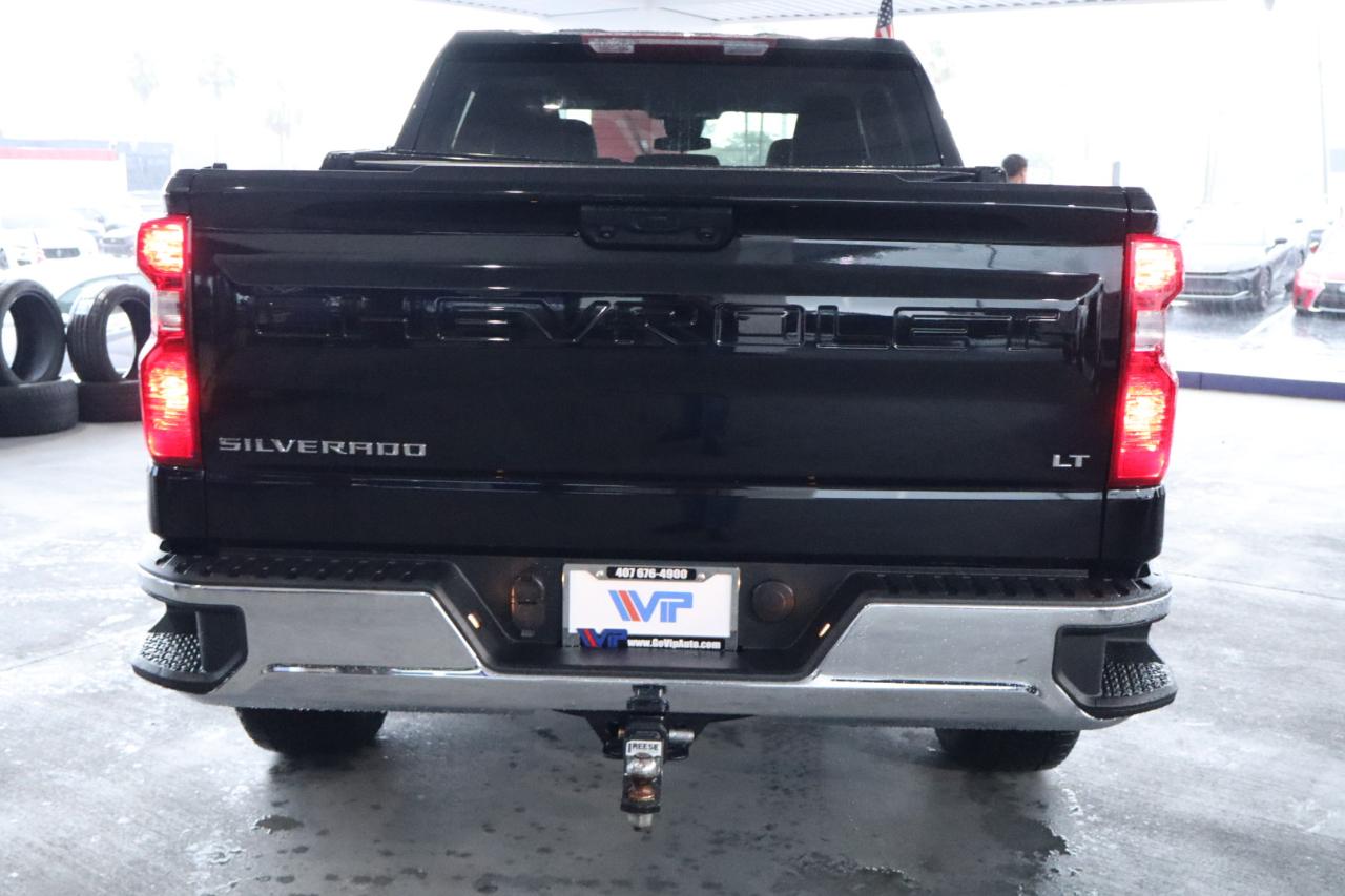 Chevrolet Silverado 1500 2WD Crew Cab 147" LT 2024