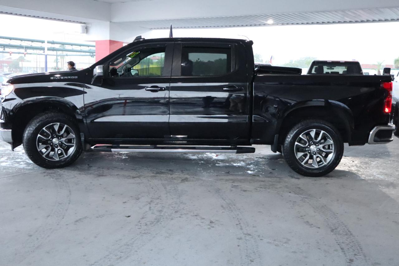 Chevrolet Silverado 1500 2WD Crew Cab 147" LT 2024