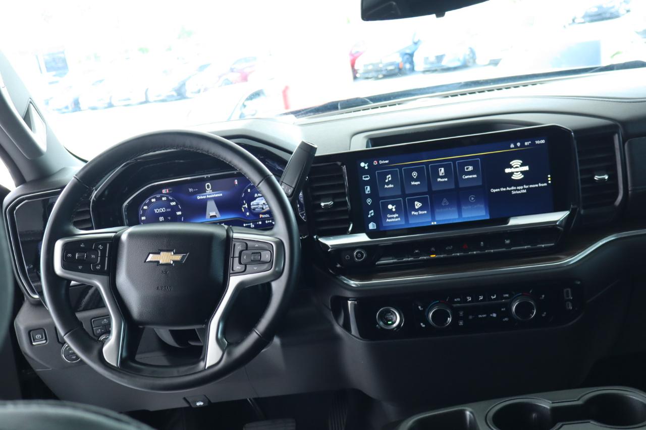 Chevrolet Silverado 1500 2WD Crew Cab 147" LT 2024