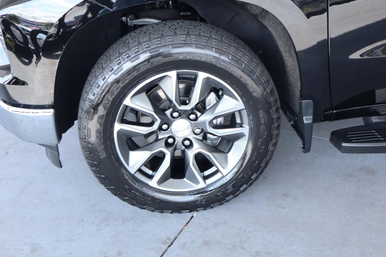 Chevrolet Silverado 1500 2WD Crew Cab 147" LT 2024