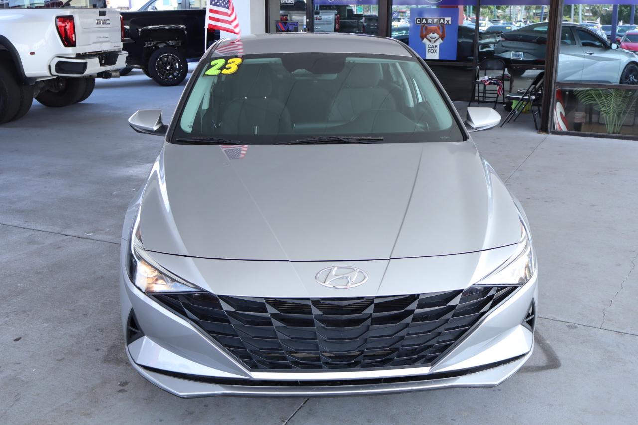 Hyundai Elantra SEL IVT 2023