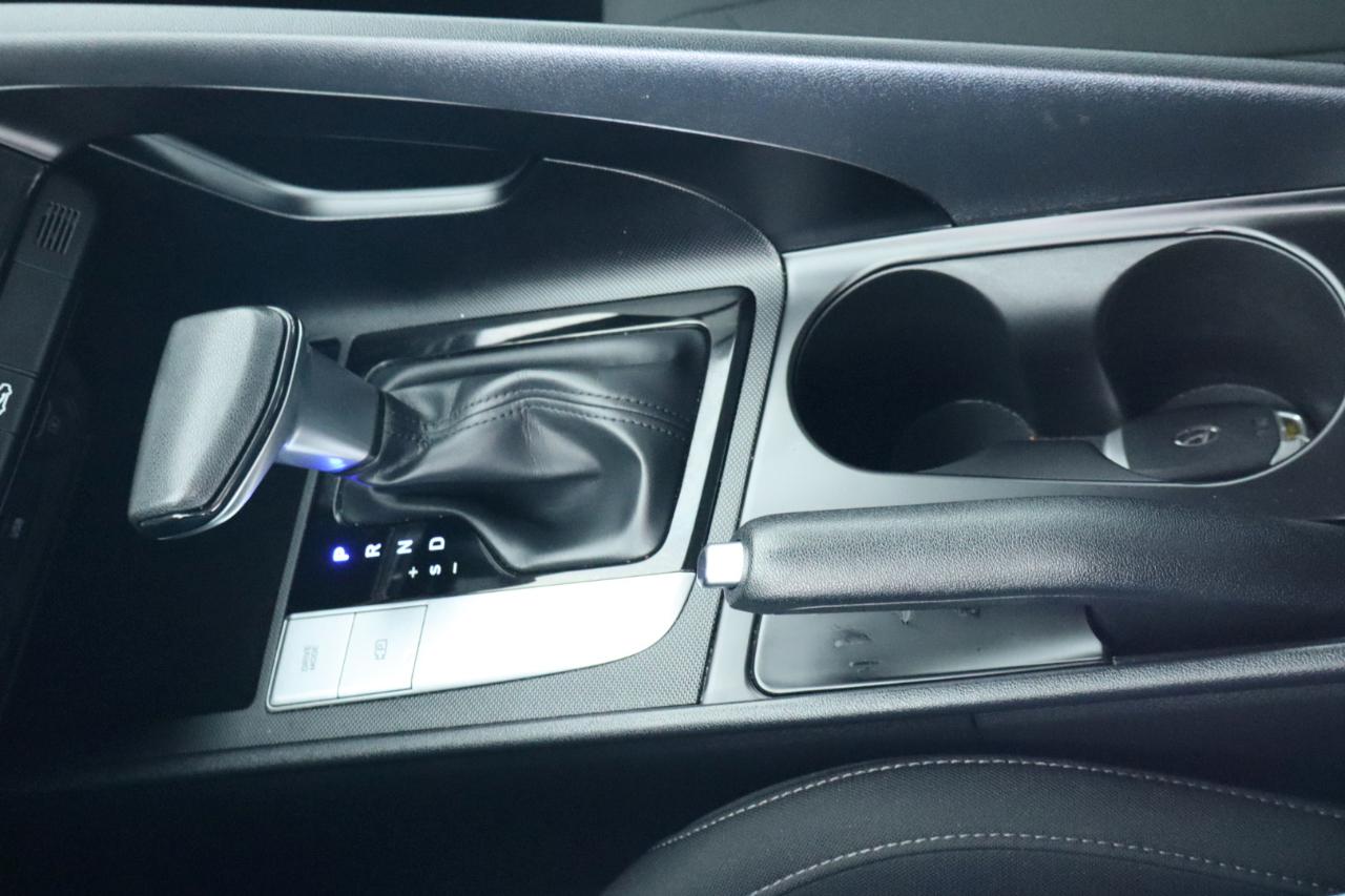 Hyundai Elantra SEL IVT 2023
