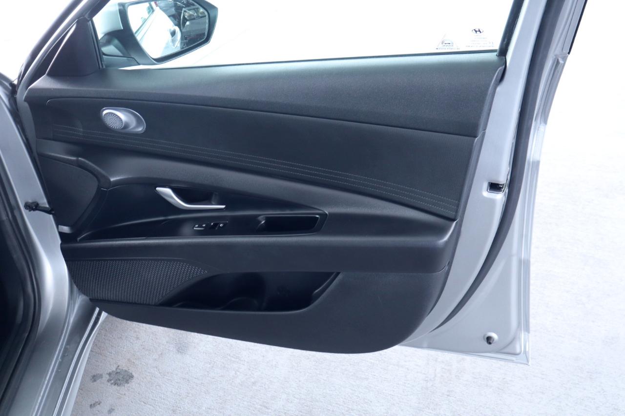 Hyundai Elantra SEL IVT 2023