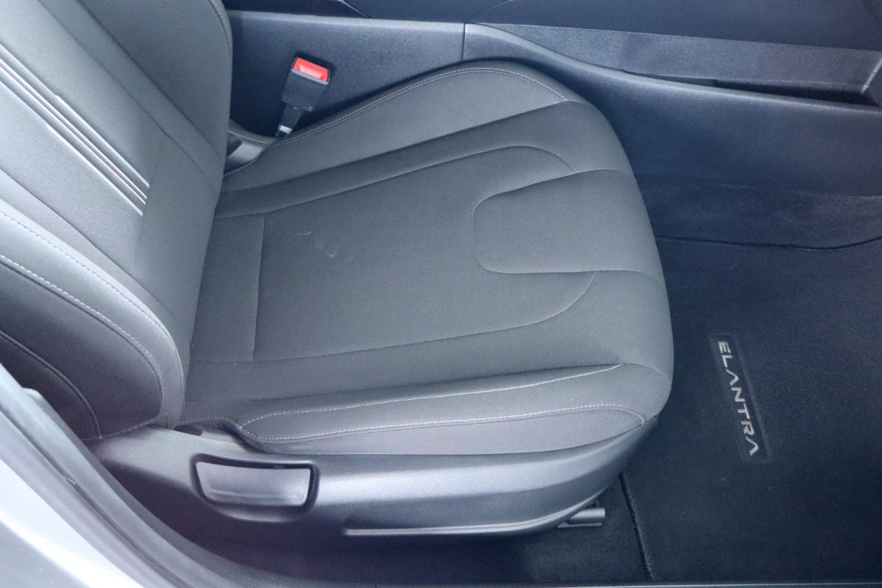 Hyundai Elantra SEL IVT 2023