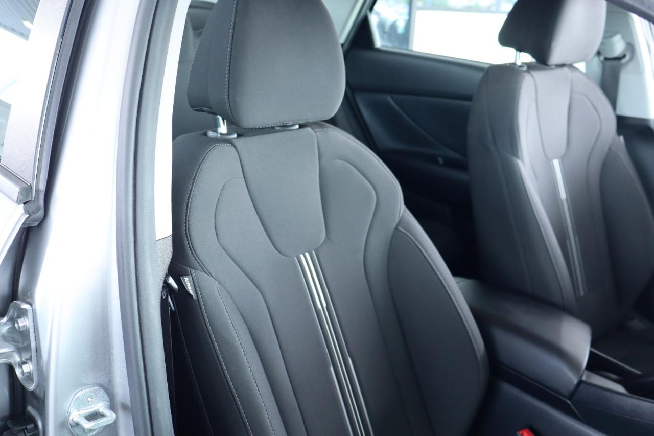 Hyundai Elantra SEL IVT 2023