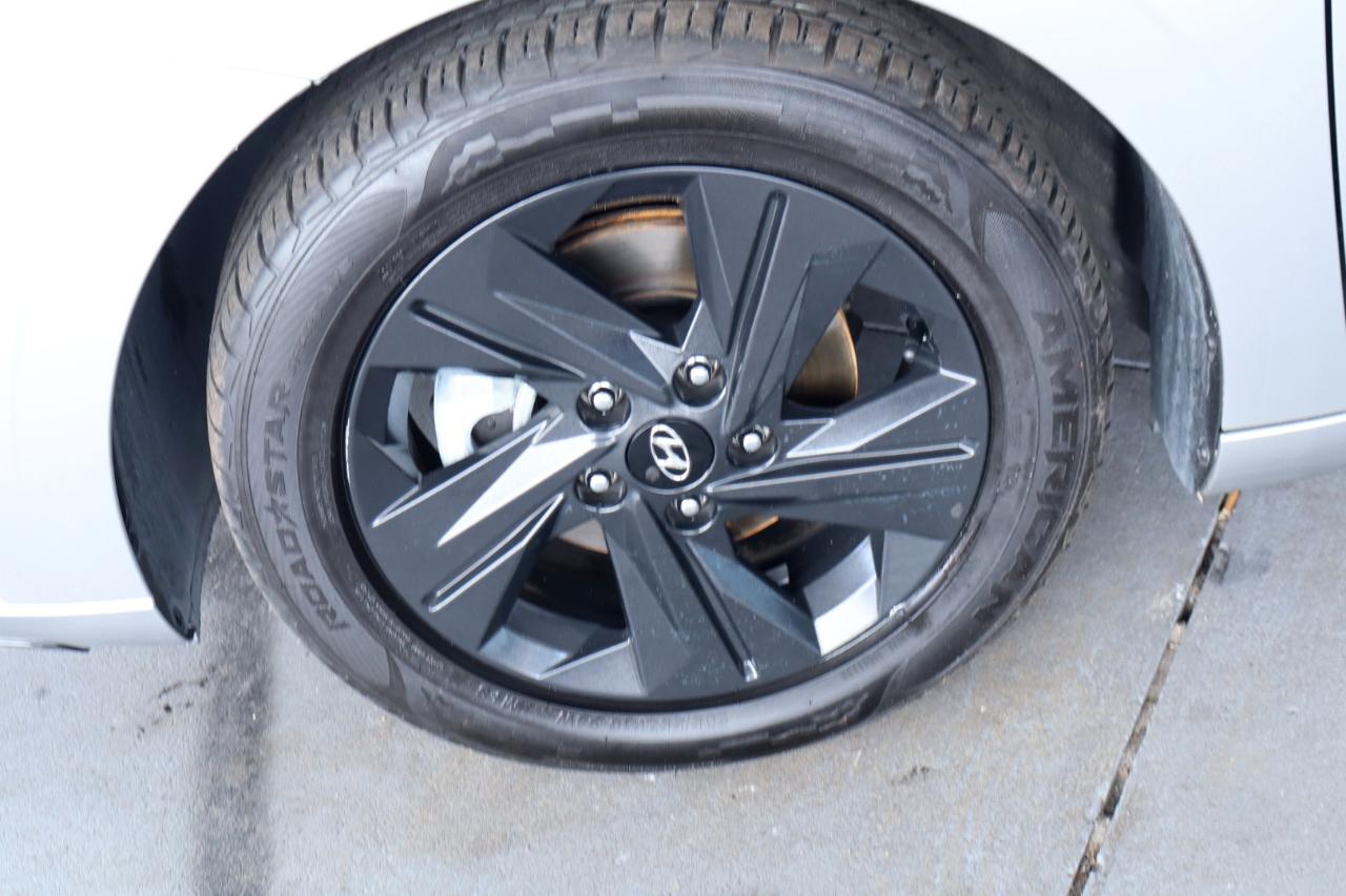 Hyundai Elantra SEL IVT 2023