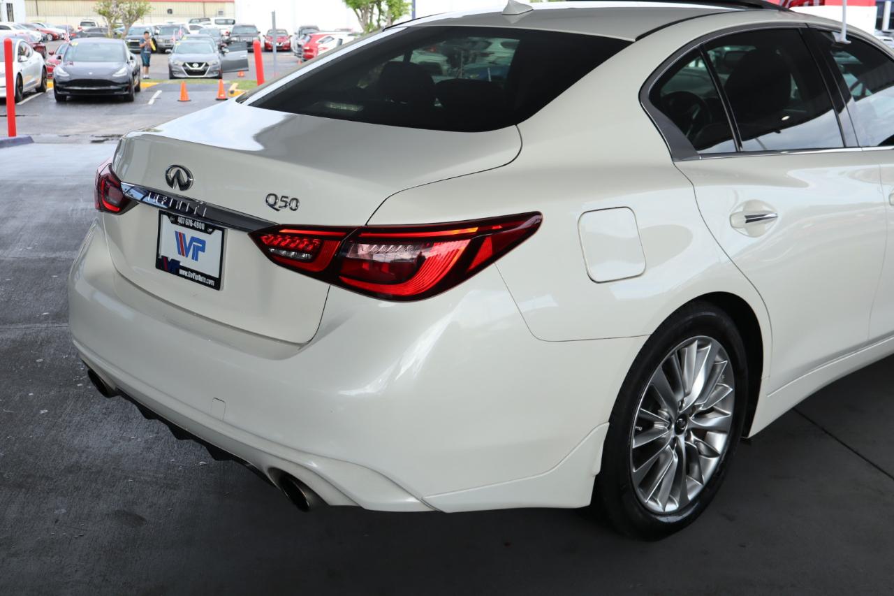 Infiniti Q50 3.0t LUXE RWD 2019