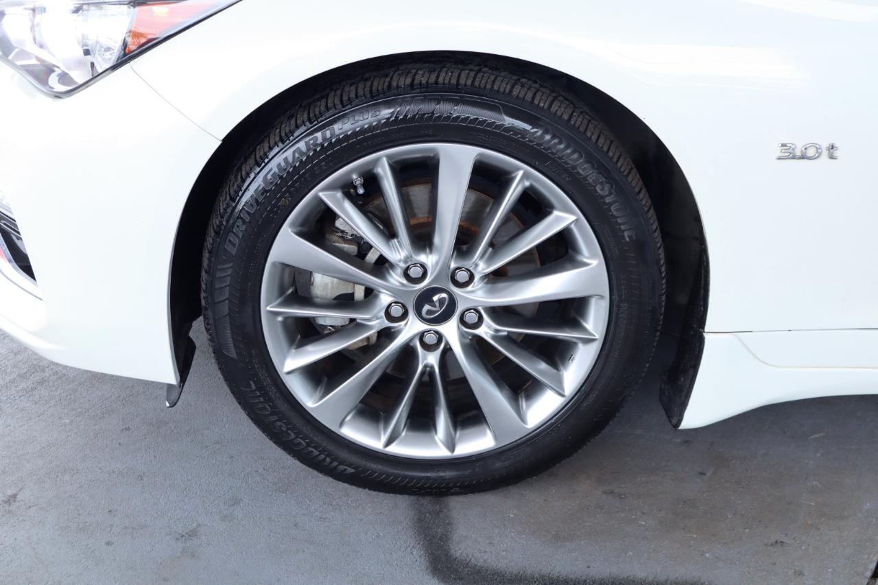 Infiniti Q50 3.0t LUXE RWD 2019