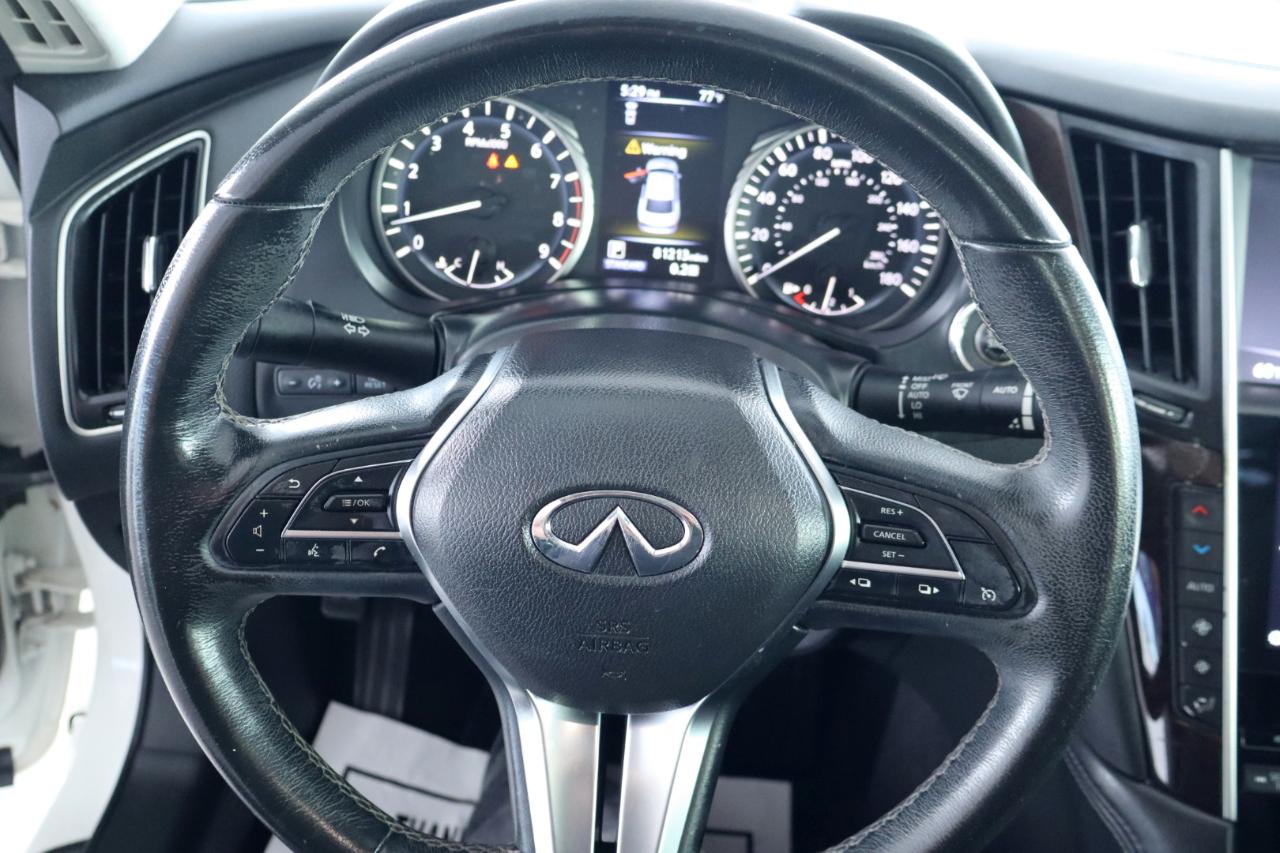 Infiniti Q50 3.0t LUXE RWD 2019