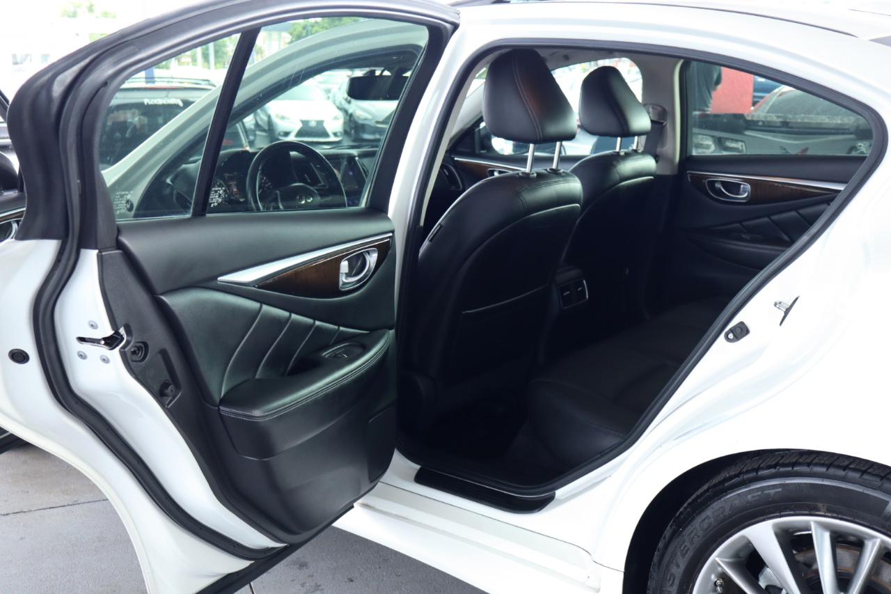 Infiniti Q50 3.0t LUXE RWD 2019