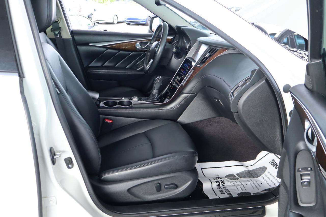 Infiniti Q50 3.0t LUXE RWD 2019