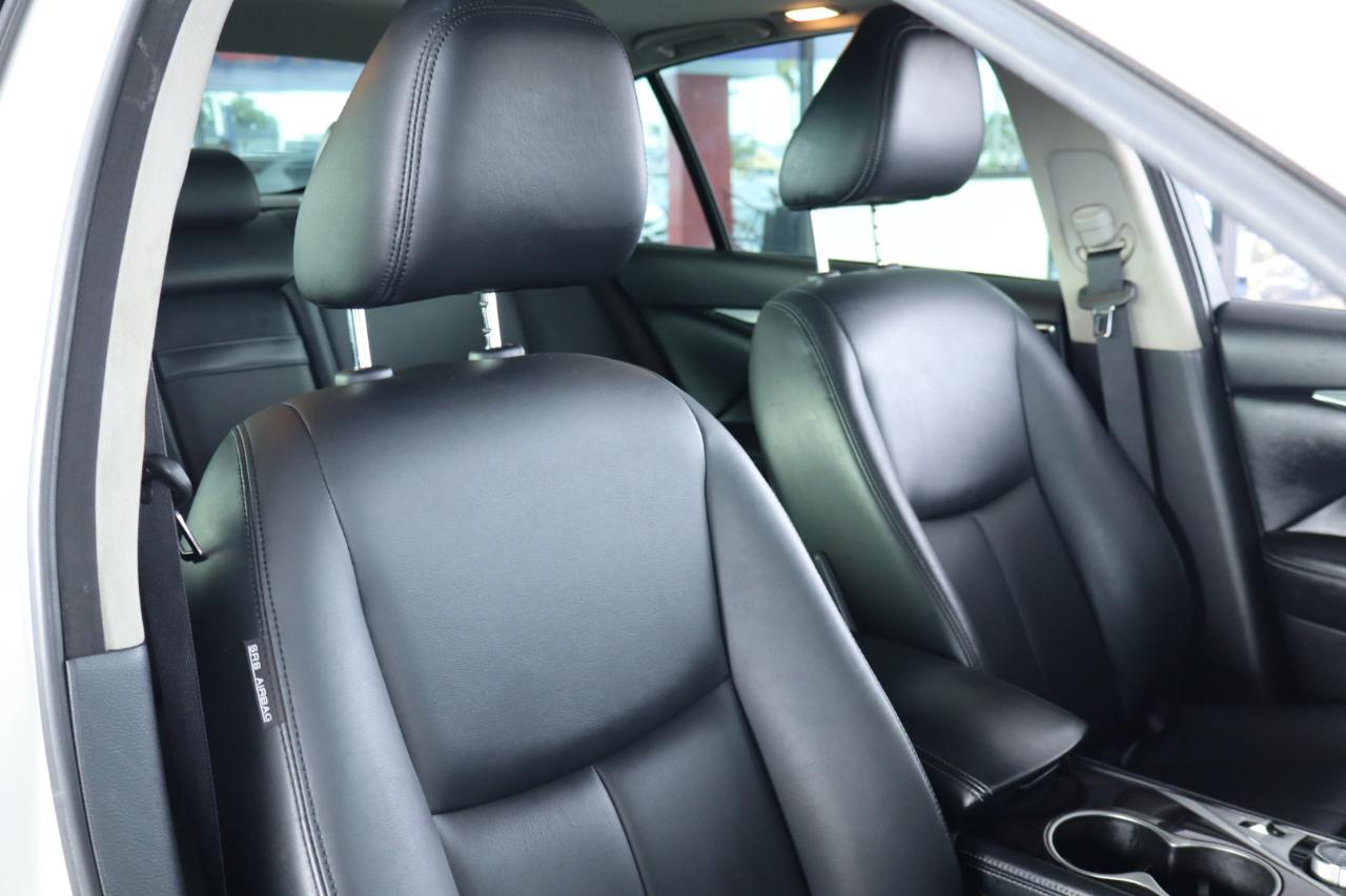 Infiniti Q50 3.0t LUXE RWD 2019