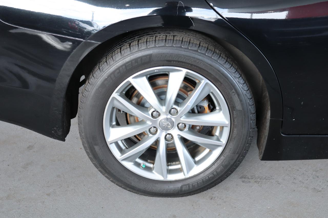 Infiniti Q50 4dr Sdn 3.0t Premium AWD 2016