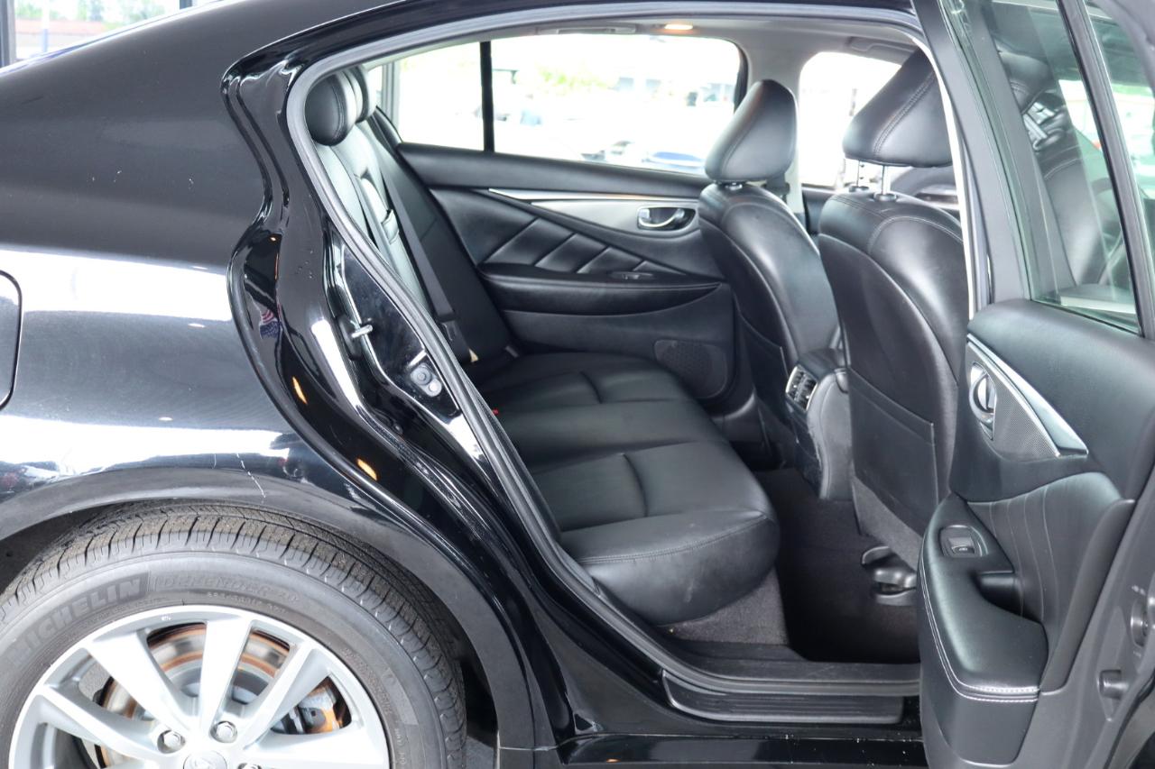 Infiniti Q50 4dr Sdn 3.0t Premium AWD 2016