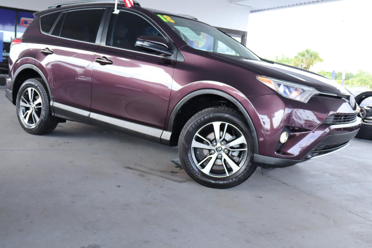 Toyota RAV4 XLE Premium FWD (Natl) 2018