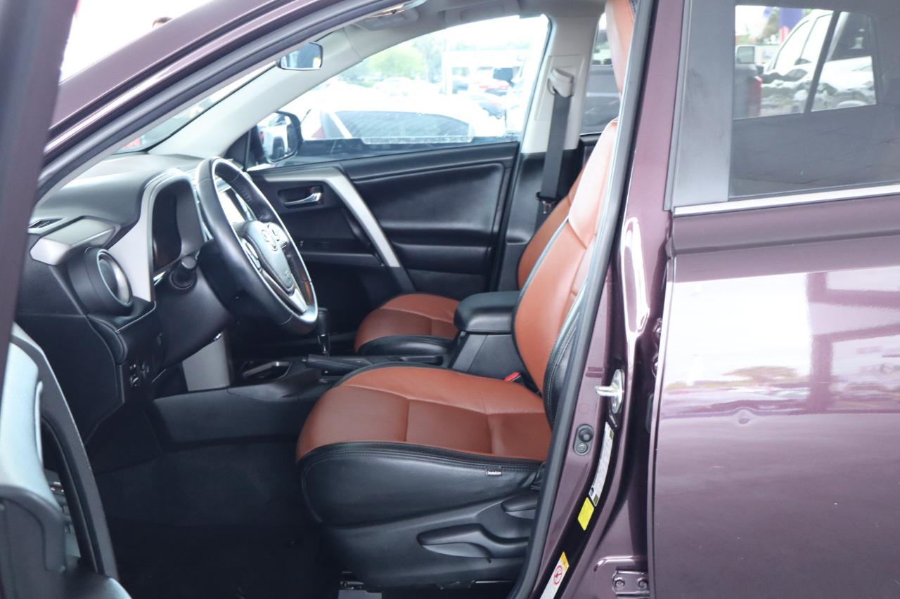 Toyota RAV4 XLE Premium FWD (Natl) 2018