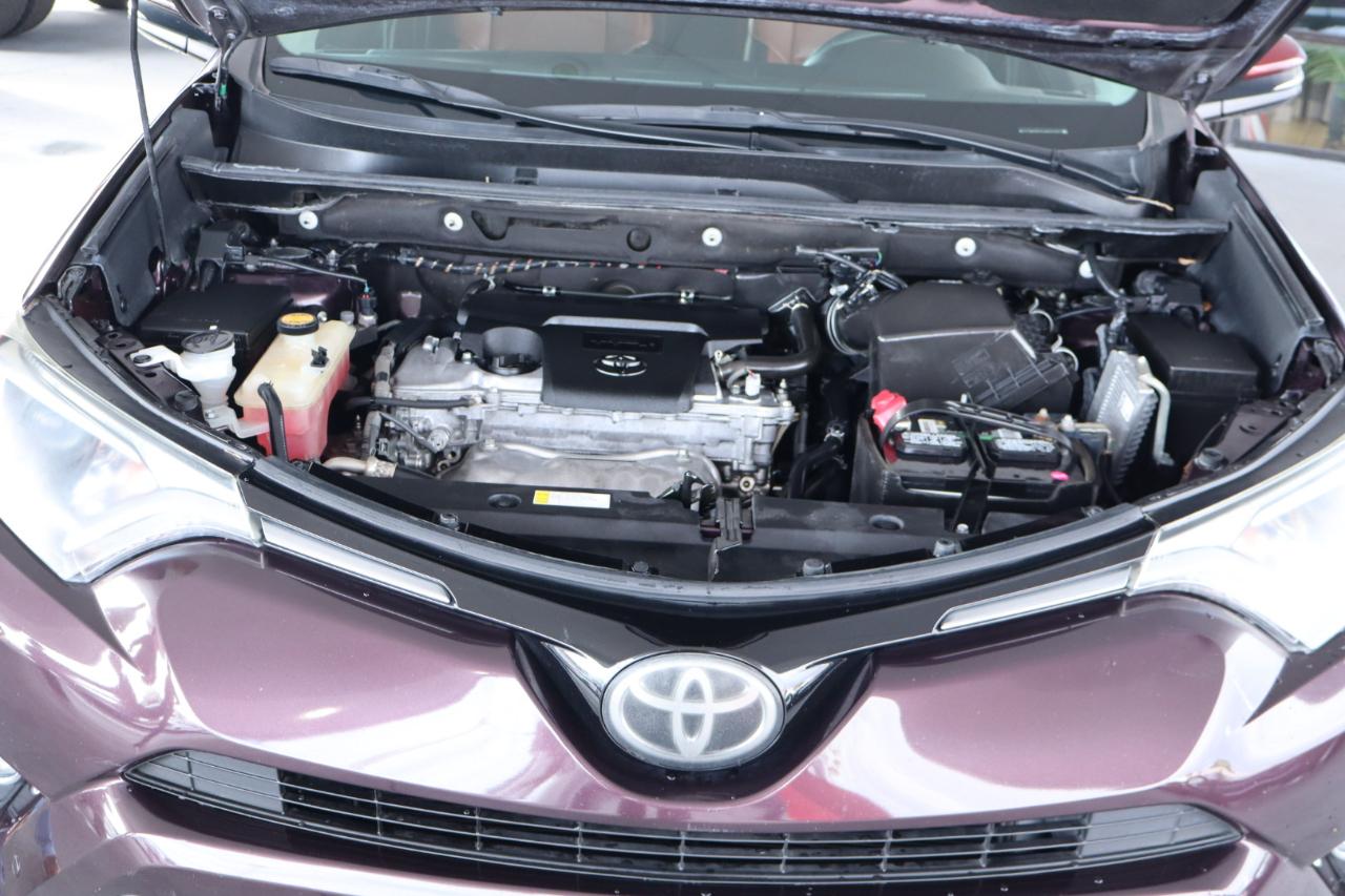 Toyota RAV4 XLE Premium FWD (Natl) 2018