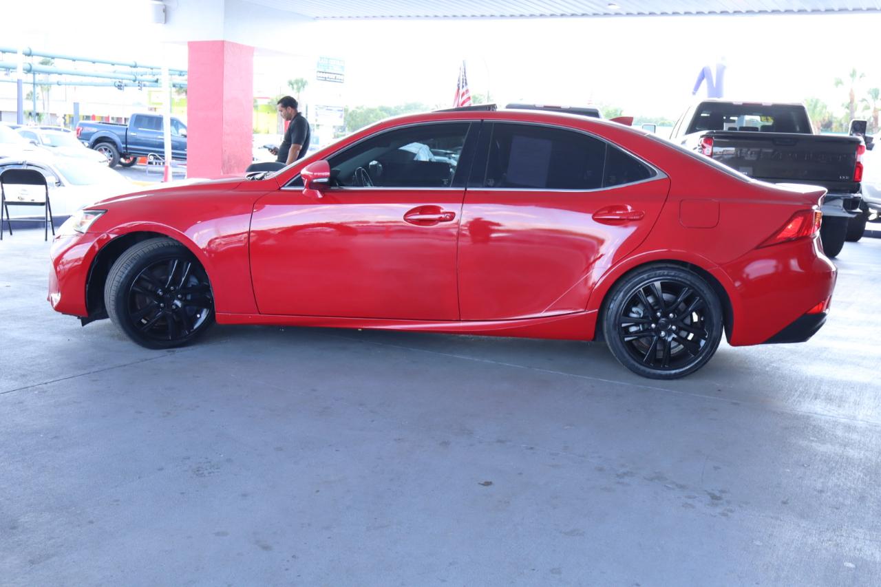 Lexus IS IS 300 RWD 2018