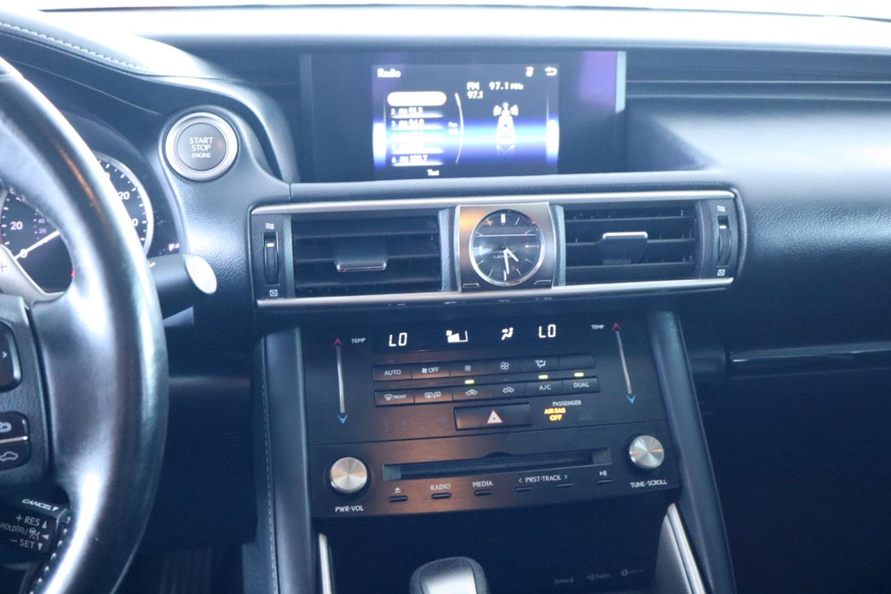 Lexus IS IS 300 RWD 2018