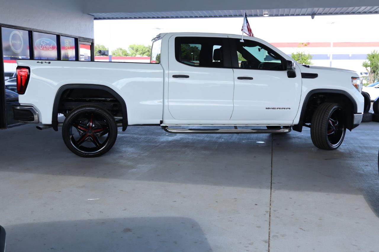 GMC Sierra 1500 4WD Crew Cab 157" 2020