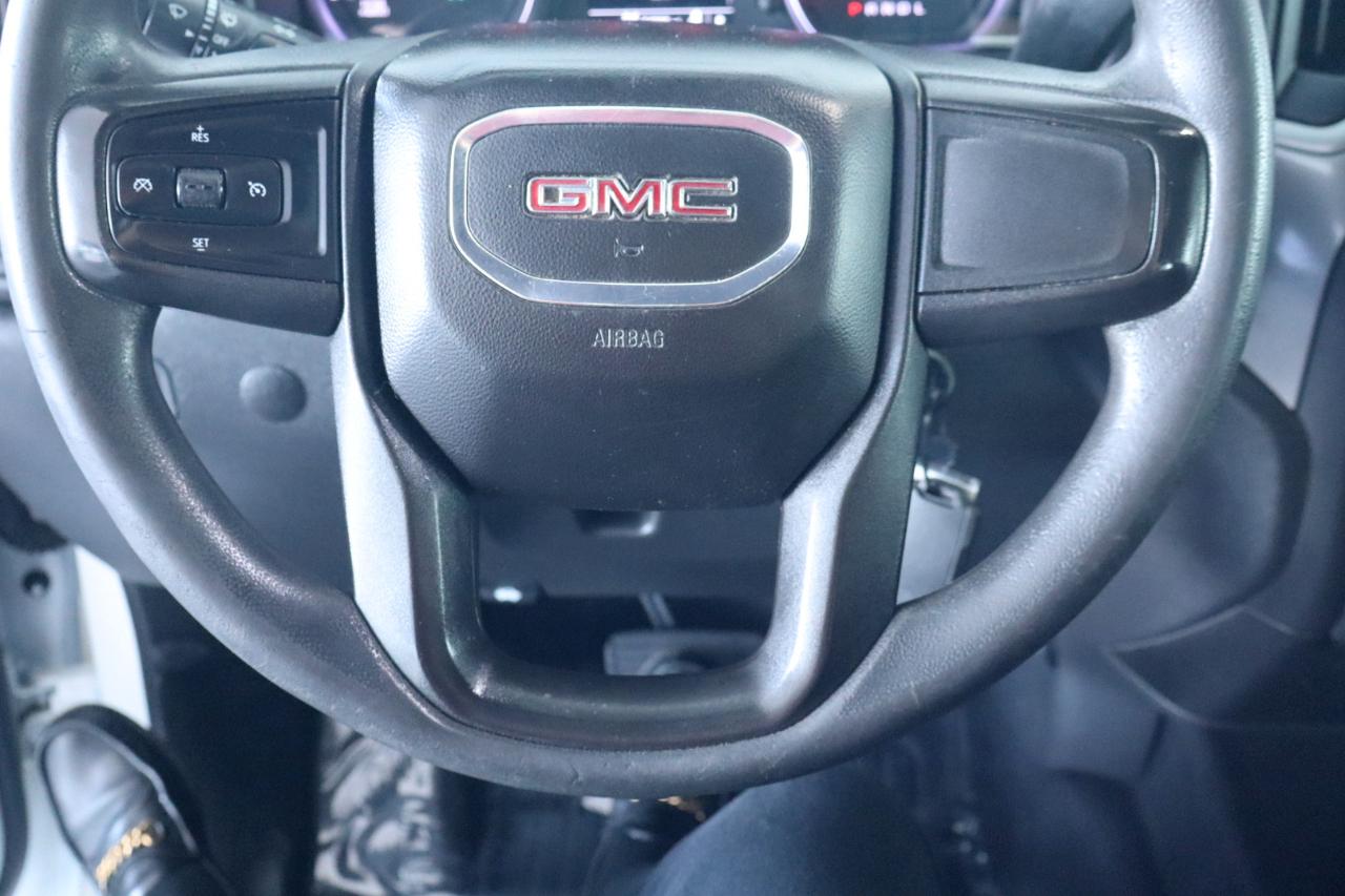 GMC Sierra 1500 4WD Crew Cab 157" 2020
