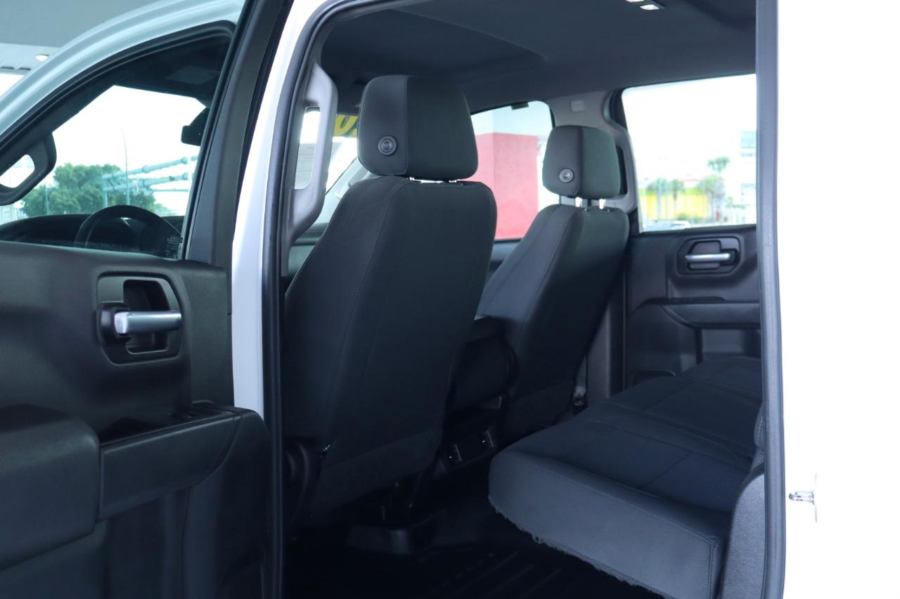 GMC Sierra 1500 4WD Crew Cab 157" 2020