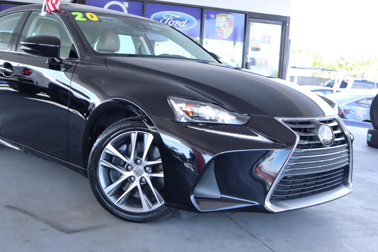 Lexus IS IS 300 RWD 2020