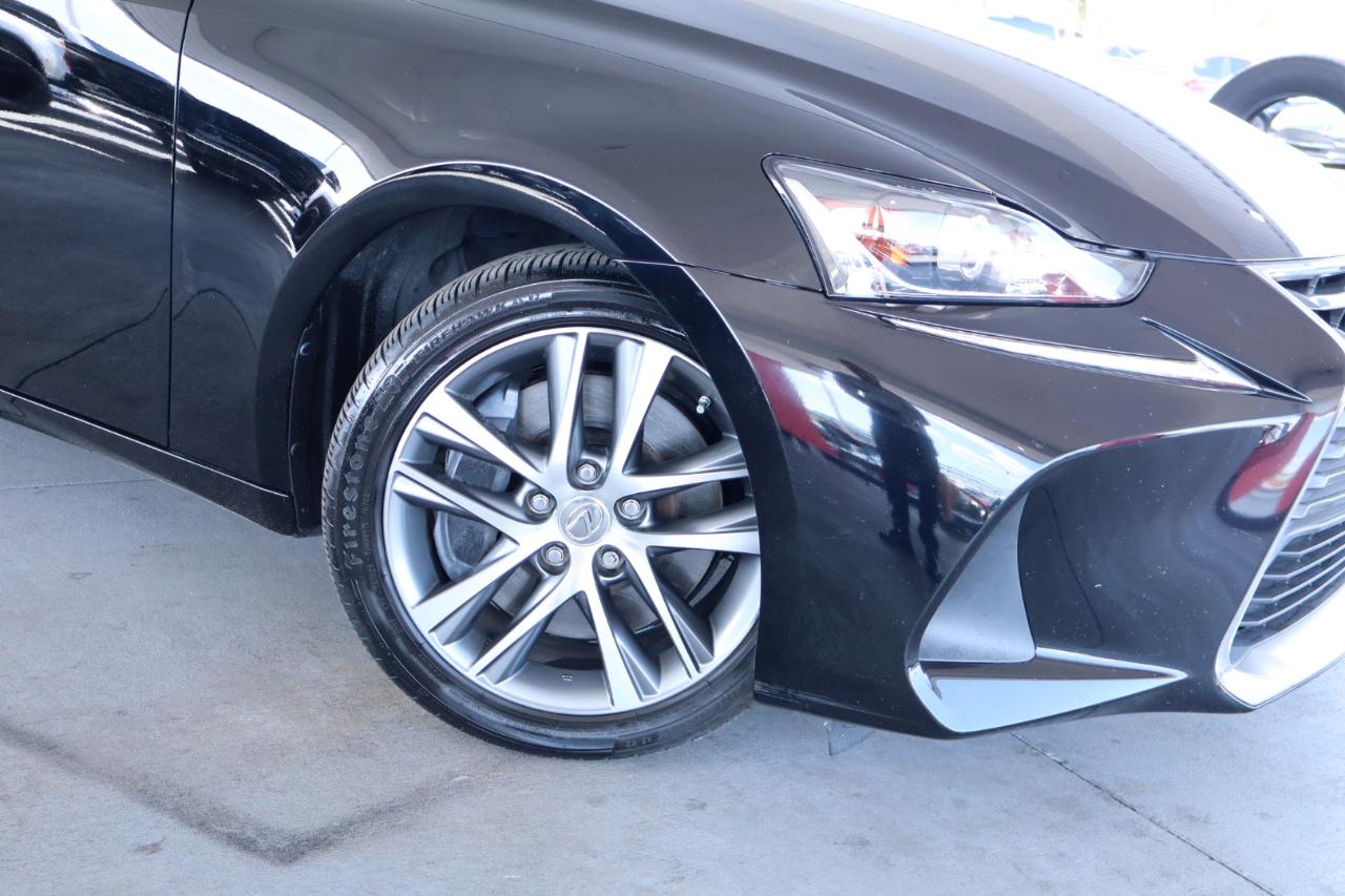 Lexus IS IS 300 RWD 2020