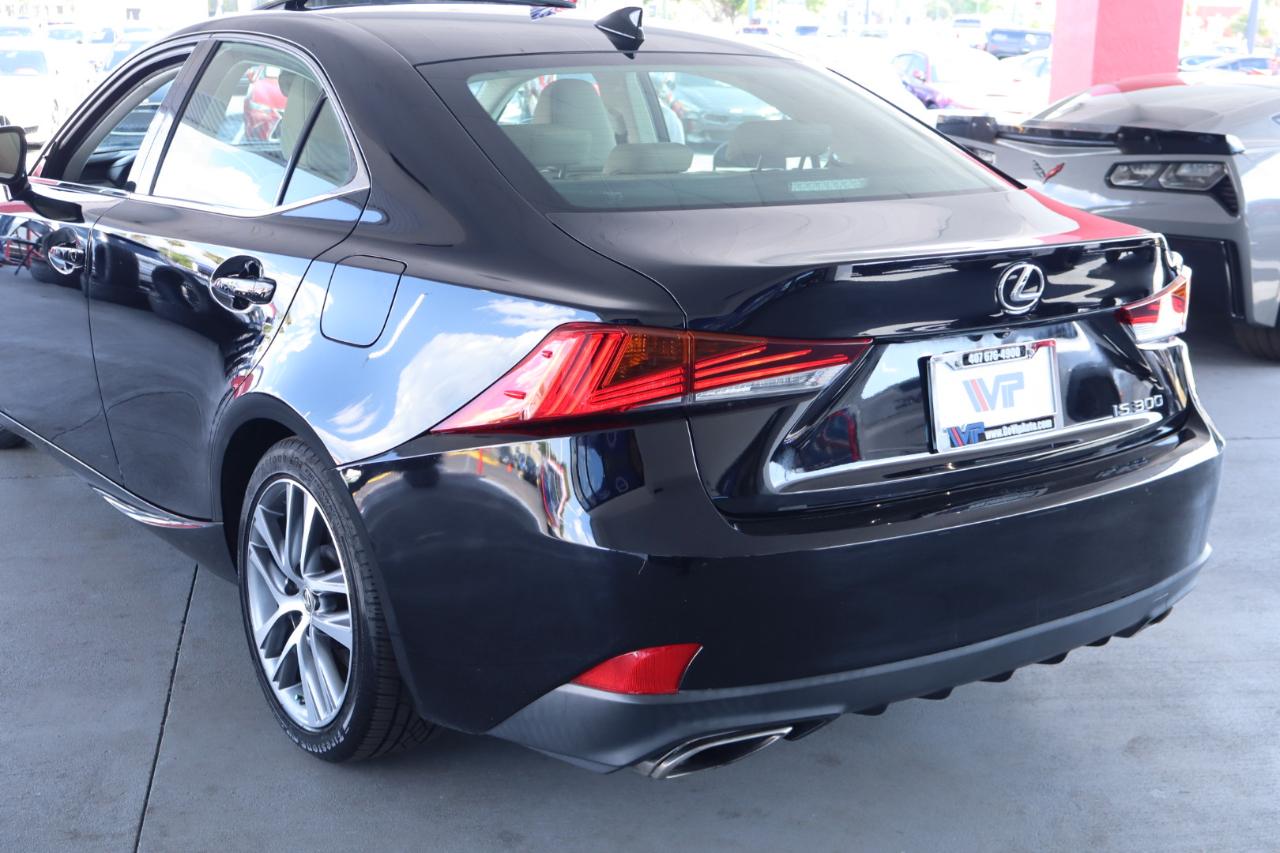 Lexus IS IS 300 RWD 2020