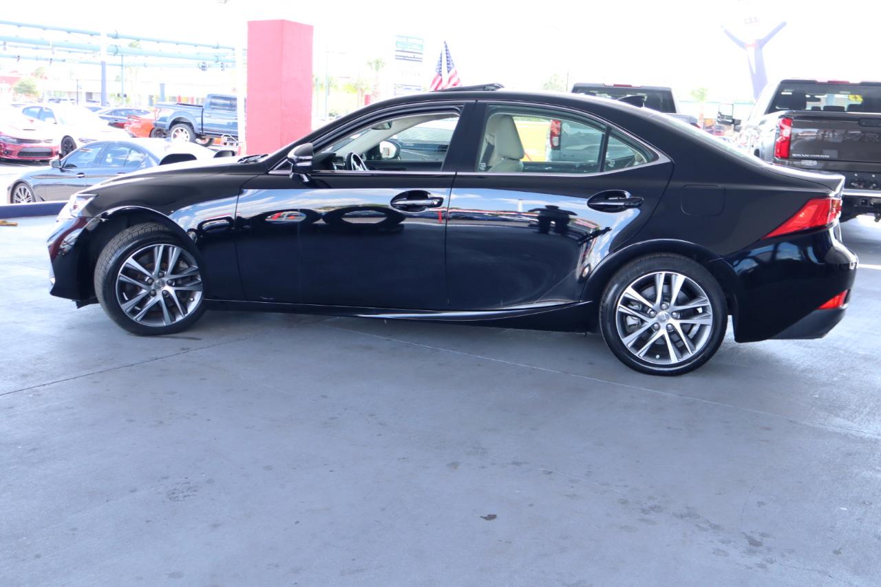 Lexus IS IS 300 RWD 2020
