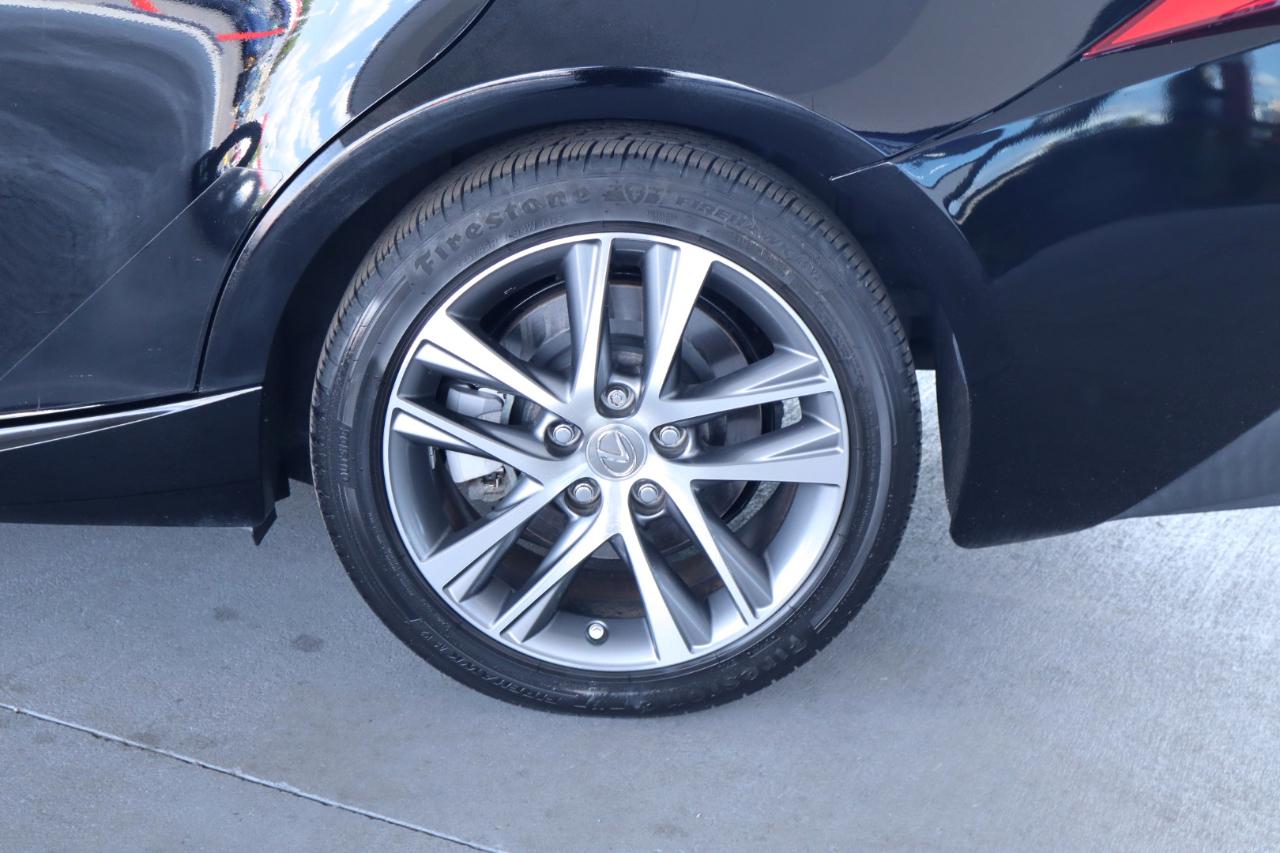 Lexus IS IS 300 RWD 2020