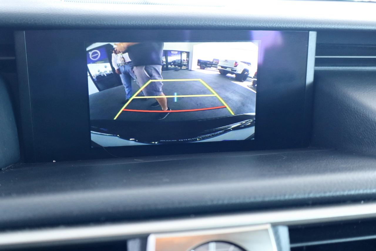 Lexus IS IS 300 RWD 2020