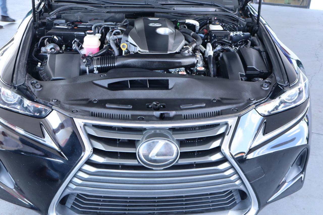 Lexus IS IS 300 RWD 2020