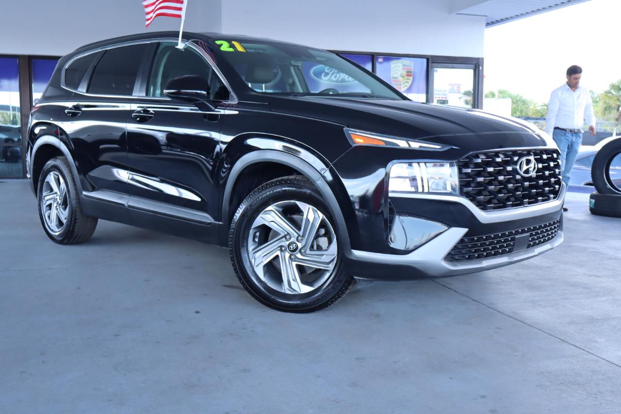 Hyundai Santa Fe SE FWD 2021