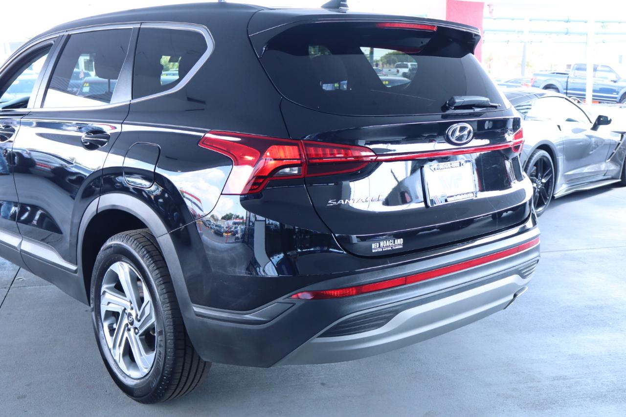 Hyundai Santa Fe SE FWD 2021