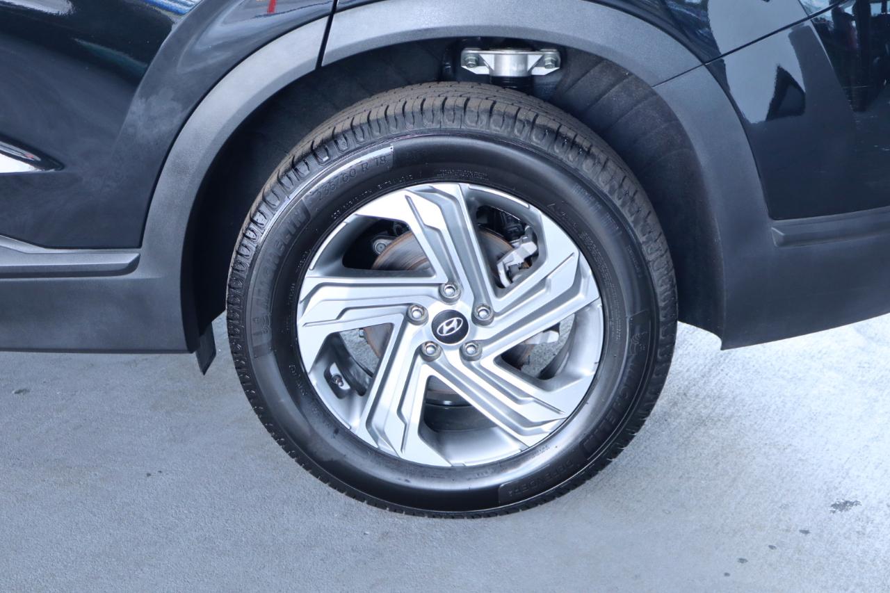 Hyundai Santa Fe SE FWD 2021