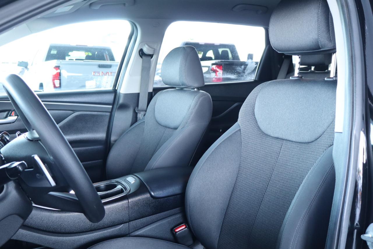 Hyundai Santa Fe SE FWD 2021